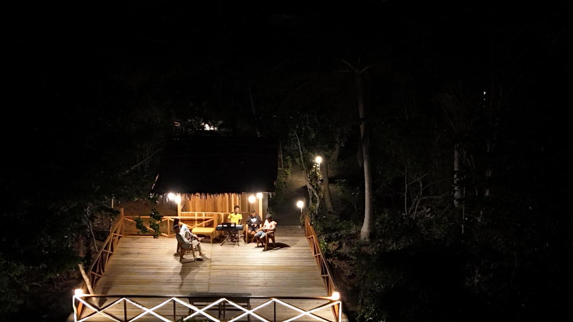 Gam Bay Bungalow'S Besir Eksteriør billede